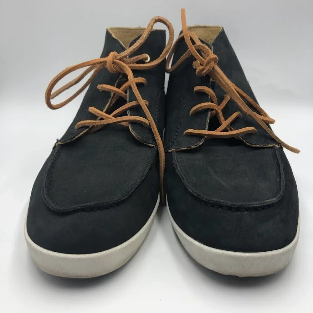UGG Australia Men’s Black Suede Ankle Chukka Boots Size 12 Lightweight Comfort